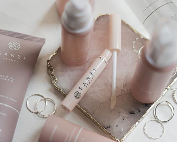 Sanzi Beauty eyebrow enhancing serum