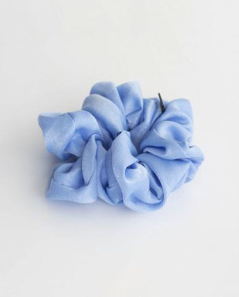 Bella mega scrunchie blue